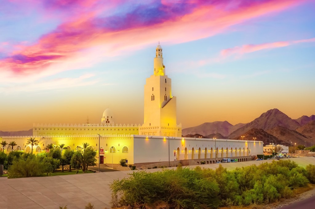 15 Days Family Umrah Package 4